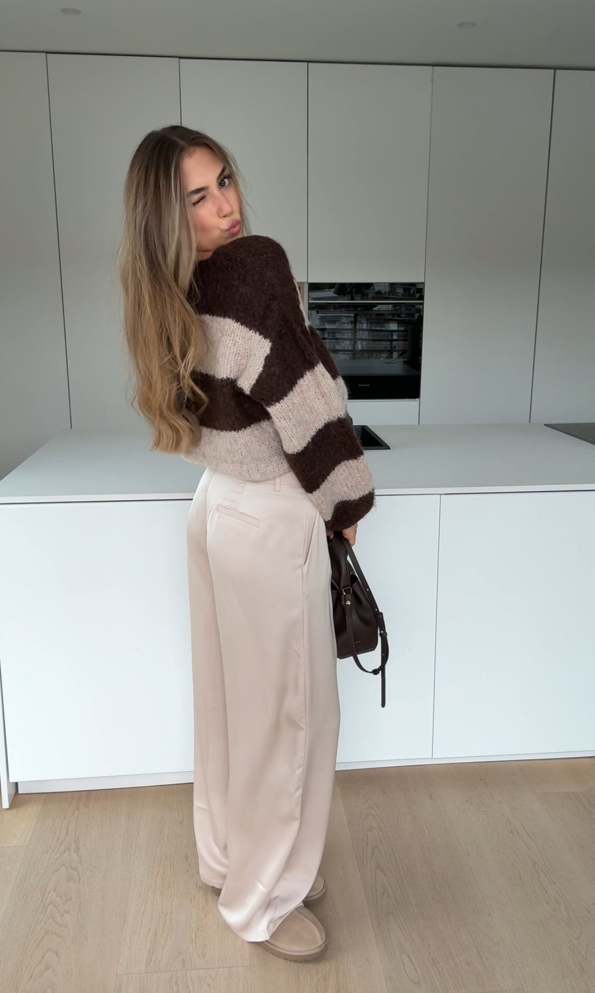 PANTALON SATEN BEIGE