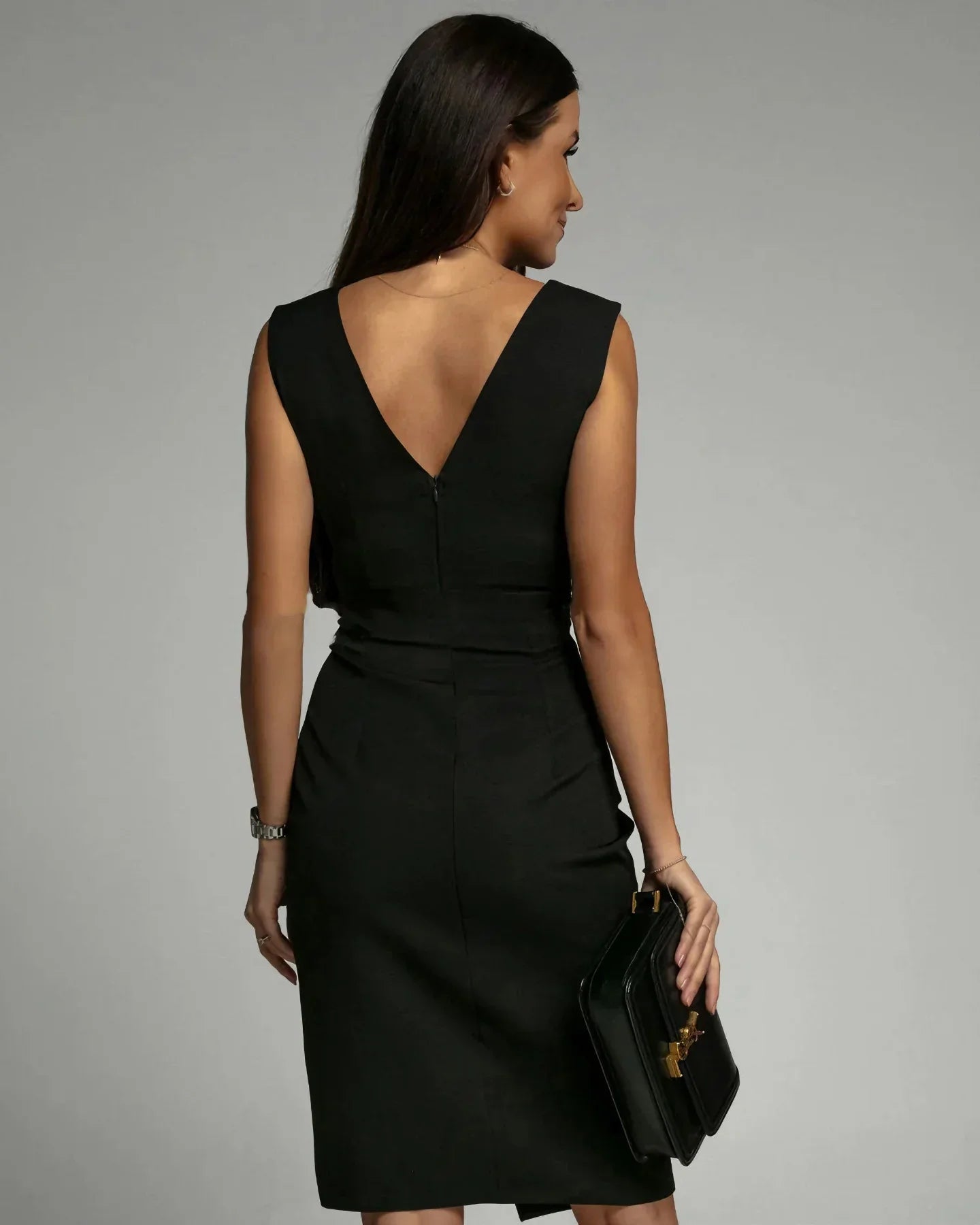 GUDRUN | Mini Vestido Elegante Cuello en V
