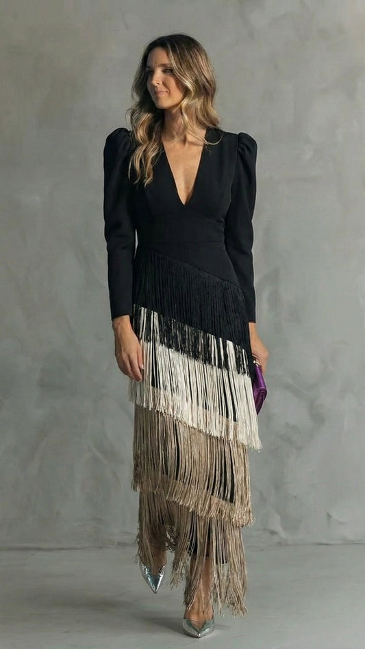 CLARA | Vestido elegante con mangas de flecos